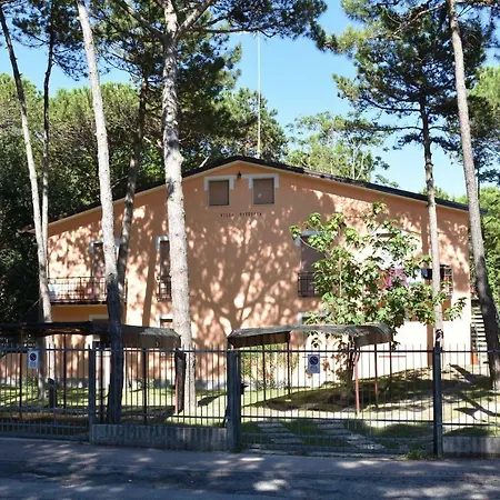 Vittoria Apartment *